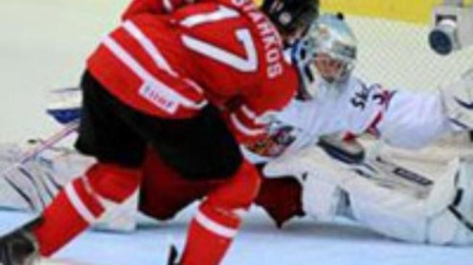 Češi nestačili na Kanadu, opět rozhodla oslabení