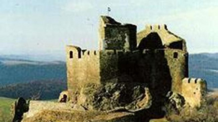 Uzavřené tradice Hollókő