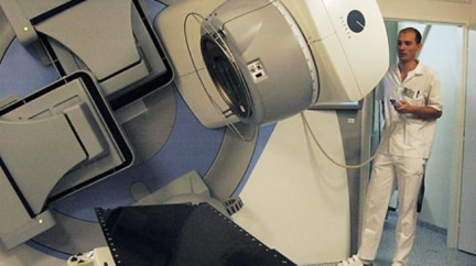 Fakultní nemocnice Olomouc modernizovala techniku používanou k léčbě zhoubných nádorů ozařováním