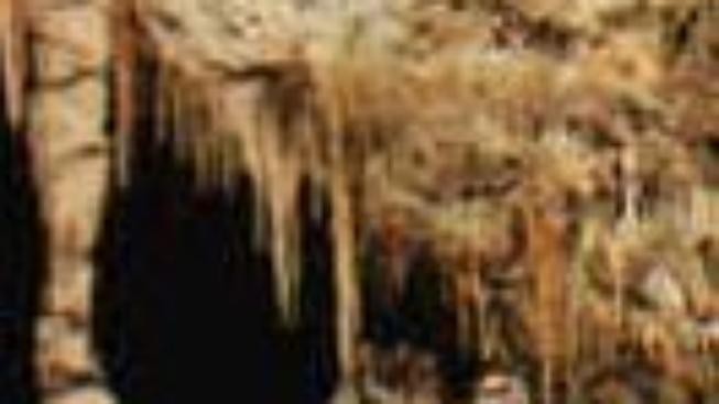 Silvestr v krasových jeskyních