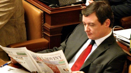 Aféra Rath oslabila ČSSD jen o 1%, tvrdí průzkum