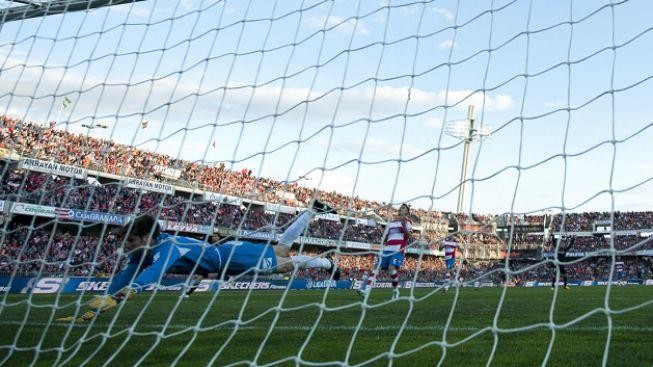 Fotbalová asociace ČR potvrdila, že mezi obviněnými ze sázek je i obránce Jablonský