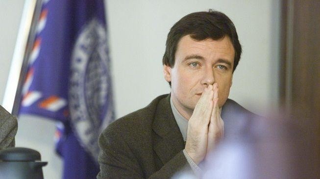 ČSSD panikaří. Objevil se utajený vzkaz od Ratha