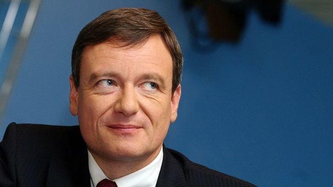 Rath: K mému úžasu místo lahví vína byly v boxu peníze