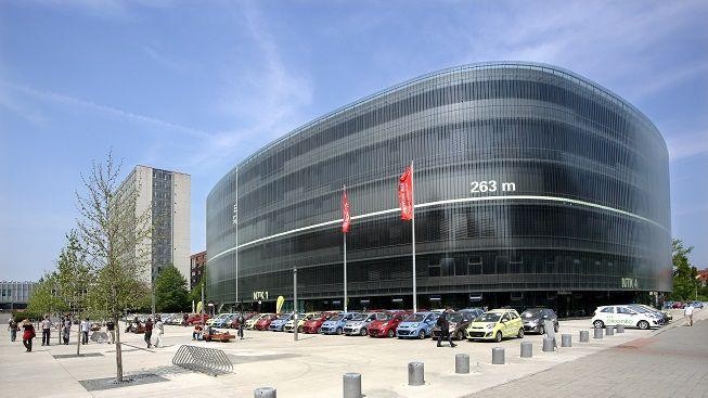 1,3 milionů svazků aneb co nevíte o Národní technické knihovně