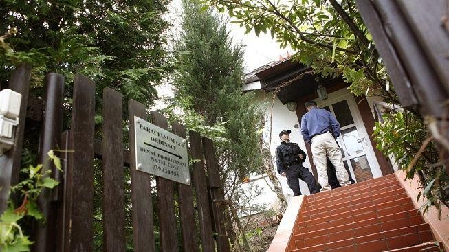 Rath je oficiálně obviněný. Spolu s dalšími sedmi zadrženými