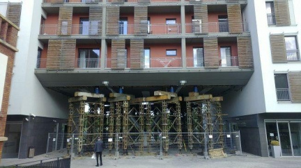 Holešovická Marina: Na trvalé řešení potíží si obyvatelé počkají měsíce