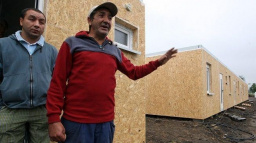 Na jednání k rasovým nepokojům v Č. Budějovicích dorazily stovky lidí