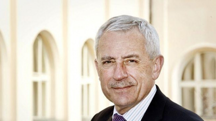 Asociace nemocnic: Pane ministře, zrušte nejprve svou nemocnici, pak až další