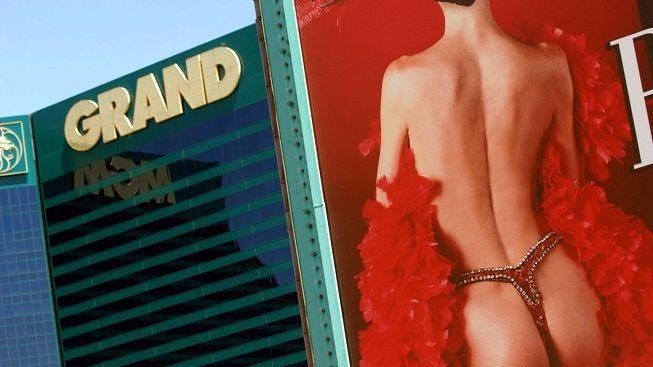 Aktivisté z Brna zahájili soutěž reklam Sexistické prasátečko