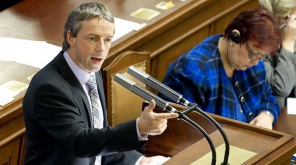 Odposlechy Béma a Janouška prý z BIS neunikly