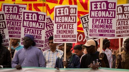 Řečtí extrémisté slibují, že zbaví zemi zápachu přistěhovalců