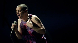Je mi špatně, oznámila Sinéad O’Connor a zrušila letošní turné