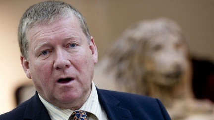 Petraň (VV) bude nadále podporovat vládu. Do frakce Peake nevstoupí