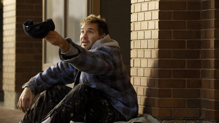 Na Ukrajině je prý žebrota asi čtyřnásobně výhodnější než práce 