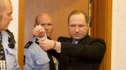 Breivik bude dnes před soudem mluvit o templářské síti