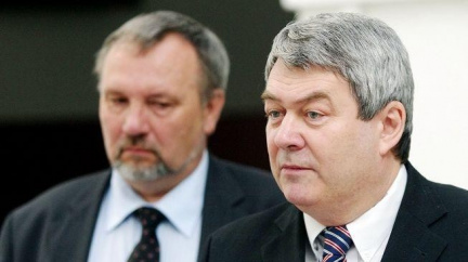 Na šéfa KSČM kandidují Filip a Grospič, ostravský Juroška váhá