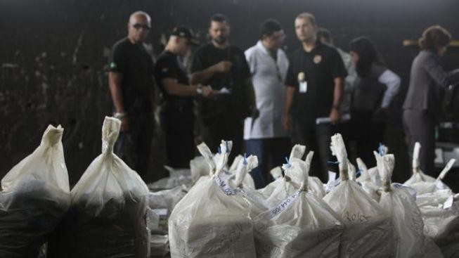 Když padne noc aneb trhy s crackem pod otevřeným nebem