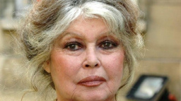 Brigitte Bardot drsně: Král Juan Carlos je ostudou Španělska 