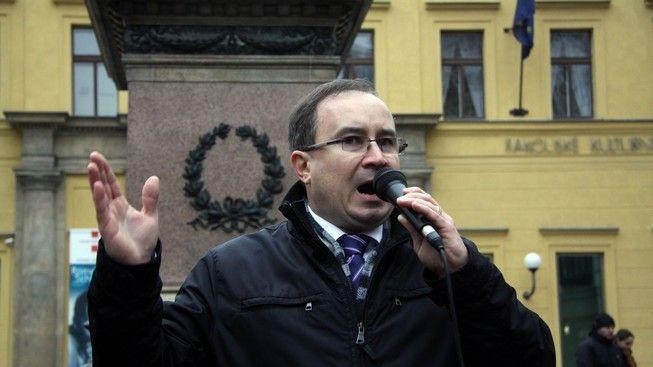 Prezidenstká amnestie se týká i bývalých předních členů DSSS