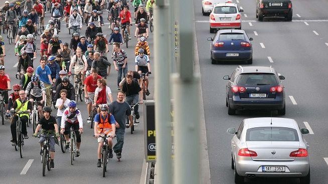 Do práce na kole? Letos pojede až 3000 lidí!