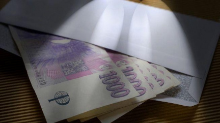 Soud rozhodne o exšéfovi policie, který si řekl o čtvrtmilionový úplatek