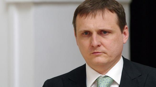 Dobeš odešel z VV, Bárta dostal podmíněný trest