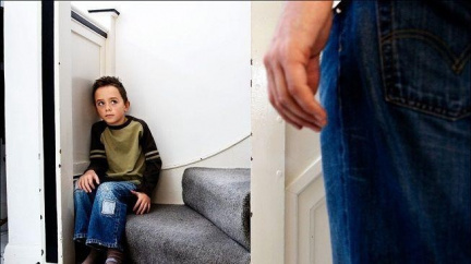 Vedoucí skauta zneužívali třináctiletého hocha. Hrozí jim deset let vězení