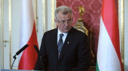 Maďarský prezident Schmitt po plagiátorské aféře odstoupil
