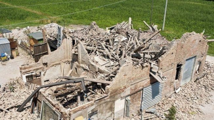 Kostaričané se obávají tsunami. Zemětřesení o síle 7,6 stupně vyvolalo zmatek
