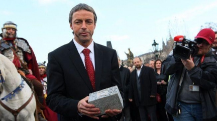 Janoušek prý nabádal úředníka magistrátu, ať "zavře oko"