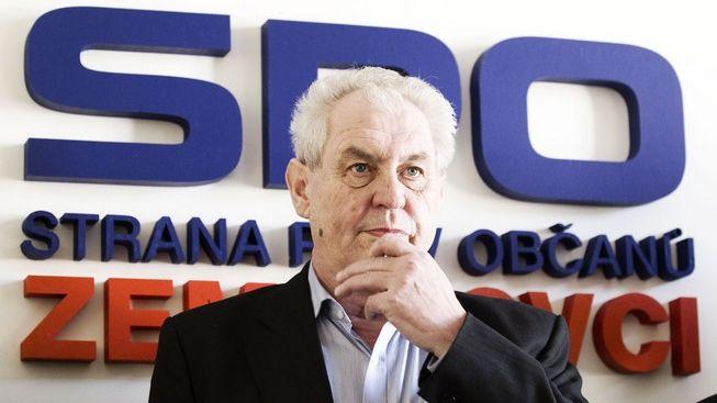 KSČM říká: Kandidáti na Hrad jsou zoufalí, ale Zeman je nejmenší zlo