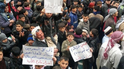 Při nočních bojích v Damašku zemřeli čtyři lidé