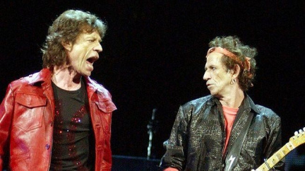 Richards se omluvil Jaggerovi. I za vtípky o velikosti jeho penisu