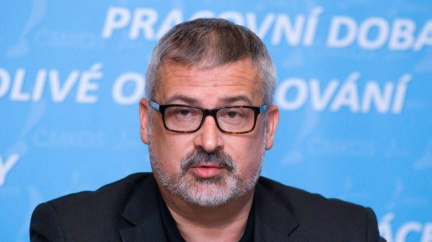 Školské odbory vyhlašují pohotovost. Stávka na spadnutí