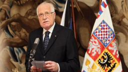 Václav Klaus podpořil krytí schodku rozpočtu ČR. Podepsal zákon o dluhopisech
