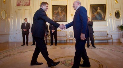 Prezident Gašparovič pověřil šéfa Směru Fica sestavením vlády