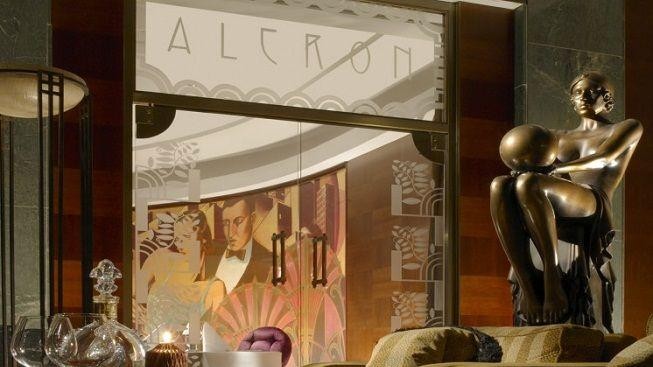 Pražské restaurace Alcron a La Degustation získaly michelinské hvězdičky