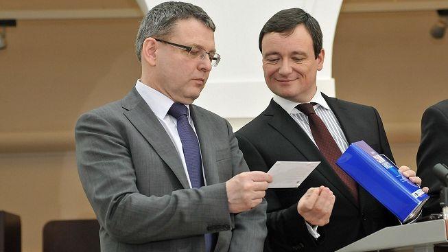 Rath ve sněmovně: Přišla mi modrá plechovka. A Viagra to nebyla