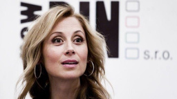 Beznadějně vyprodáno! Světoznámá diva Lara Fabian dnes vystoupí v Praze