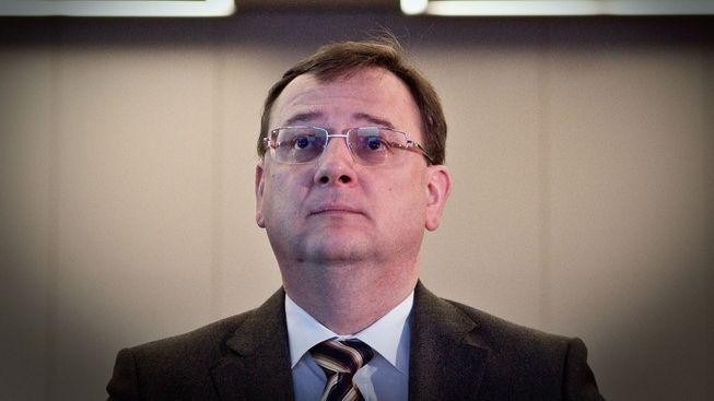 Podle Nečase Česko nadále počítá s přijetím eura