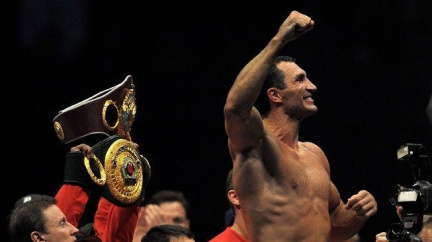 Kličko se realizuje u muzikálu, Matthäus si zahraje v seriálu