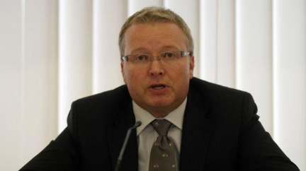 Ministr Chalupa chce zakázat průzkum břidlicového plynu do června 2014