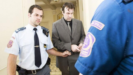 Florbalista půjde na devět let do vězení za zneužití a znásilnění chlapců