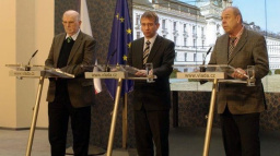 Vládní škrty by mohly zhoršit bezpečnost i vzdělávání v zemi