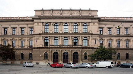 Ústavní stížnost na amnestii je jen politické gesto, ozývá se z Hradu