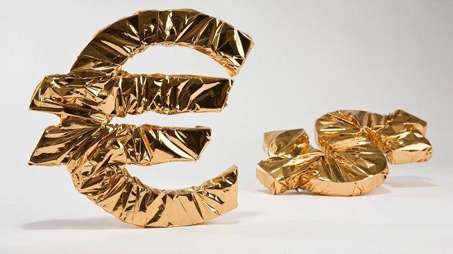 Koruna k euru oslabila o několik haléřů na 25,50 Kč/EUR