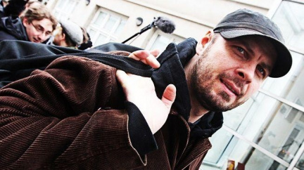 Za Týce se postavila jeho galerie, pořádá protestní vernisáž