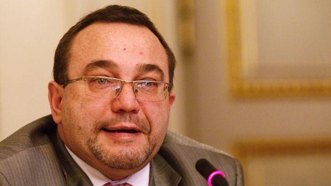 Dobeš: Nechcete školné? Tak zaplatíte zápisné! 