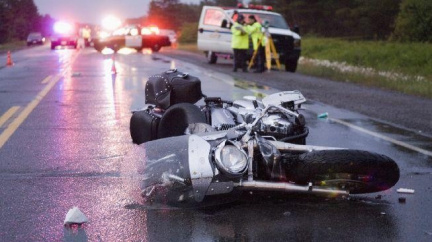 Neměl řidičák na motorku. Jízda se mu stala osudnou